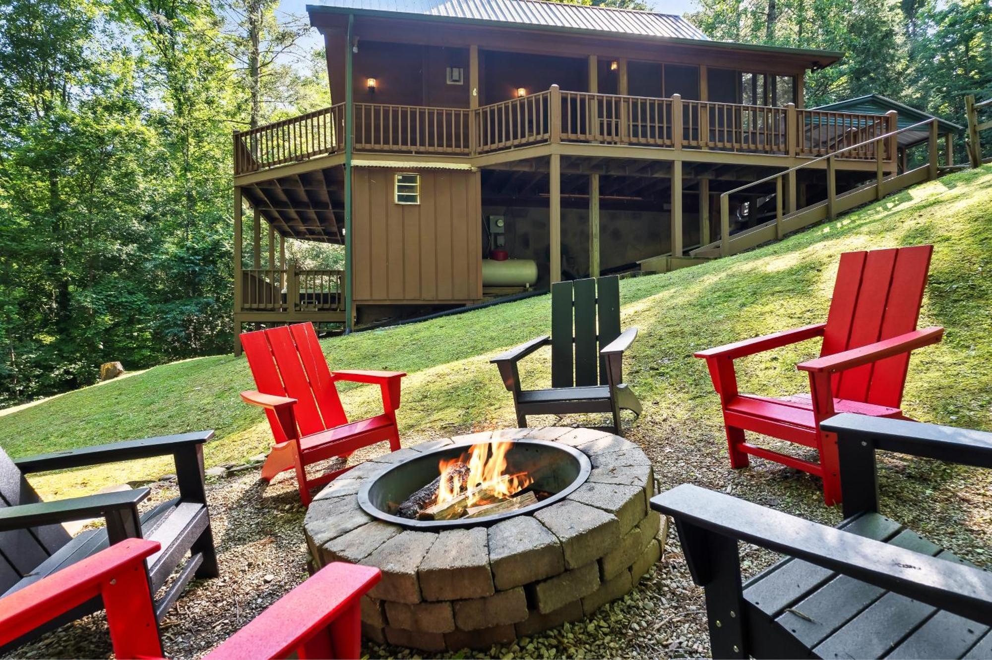 Peaceful Family Cabin With Hot Tub, Game Room, & More! Сев'єрвілл Екстер'єр фото